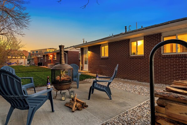 Backyard | Fire Pit with Adirondack Chairs