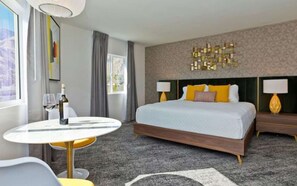 5. King Suite