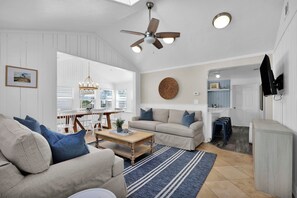 12-web-or-mls-607 Twentieth_Airbnb_012