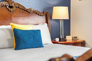 Queen bedroom