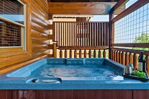 Come relax after a day exploring the Great Smoky Mountains.