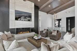 Indoors, Architecture, Building, Furniture, Living Room