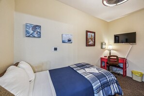 Bed, Bedroom, Furniture, Indoors, Room