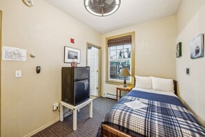 Bed, Bedroom, Furniture, Indoors, Lamp