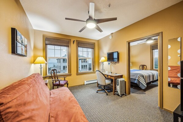 Bed, Bedroom, Furniture, Indoors, Room