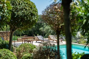 Conciergerie uzes homepage
