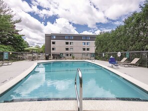Seasonal outdoor pool