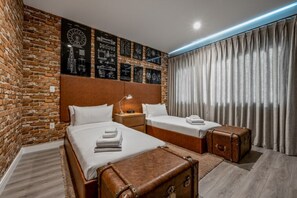 Low_5565_Tourino_Rd-39