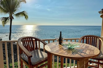 Spectacular View, Direct Oceanfront Kona, Top Floor