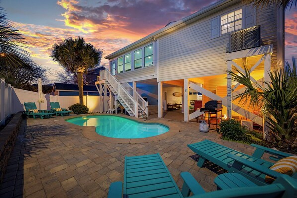 Private Outdoor Oasis: saltwater pool, hot tub, fire pit, bar and grill.