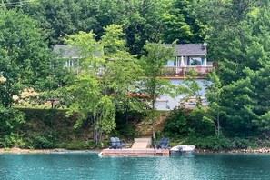 View of Cozy 1 from above Lac McGregor