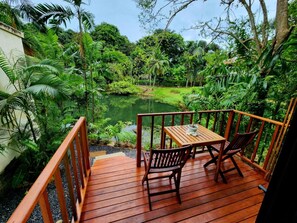 Lakeside Private Cozy 1 Bedroom Villa (4487)