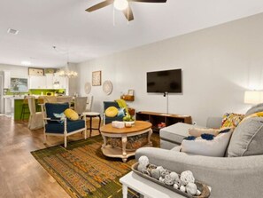 Spacious living room