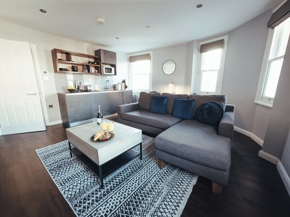 Open plan lounge
