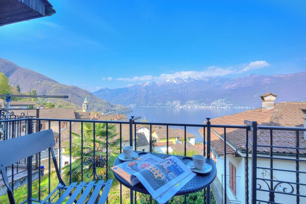Lake View