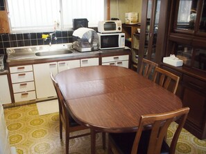 ・[Dining] A dining space where everyone can enjoy meals together