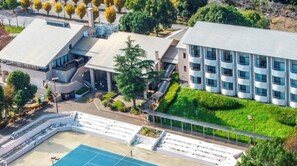 Sport court