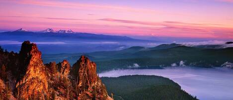 Newberry National Volcanic National Monument includes 54,000+ acres of lakes, lava flows, and spectacular geologic features in central Oregon.