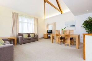 Large, spacious dining and living areas