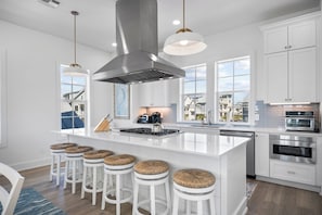 Kitchen, 2nd Floor