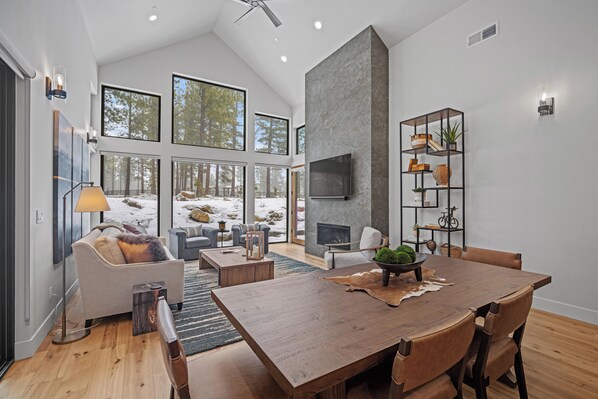 18184 Forestbrook-13