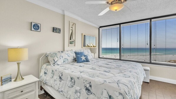 Wake up to stunning Gulf views and the peaceful sound of waves right from your bed. This cozy, beach-inspired room offers the perfect setting to relax and recharge after a day in the sun.