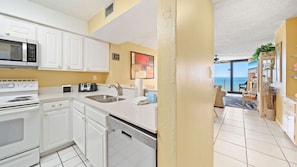Fully equipped kitchen.