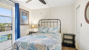 Guest bedroom with queen size bed.