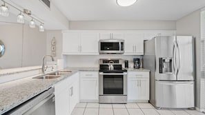 Fully equipped kitchen.