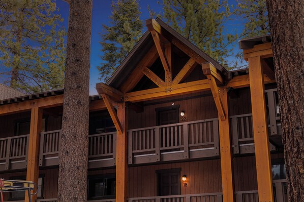 Welcome to Sierra Pines Retreat!