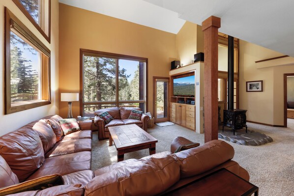 Living room with plenty of seating space