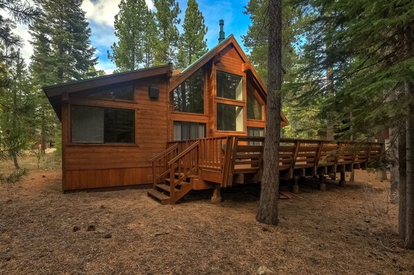25 minutes to Northstar Resort