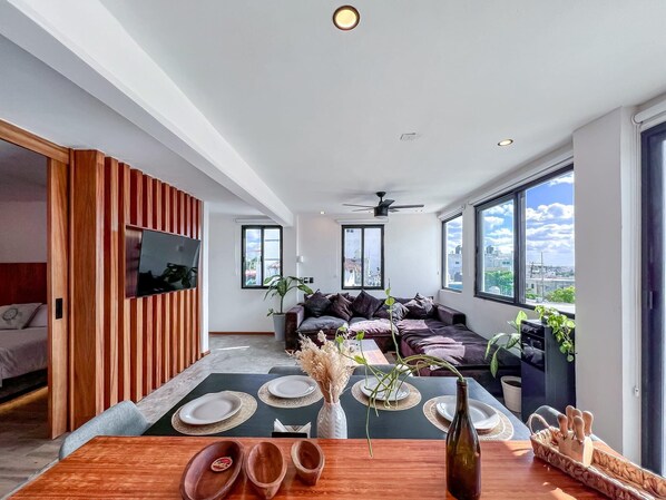 Penthouse Dining