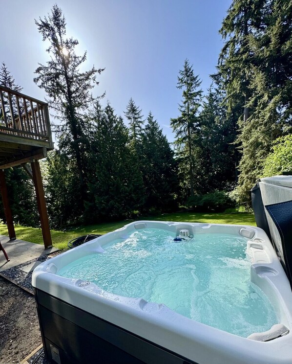 New Hot Tub!