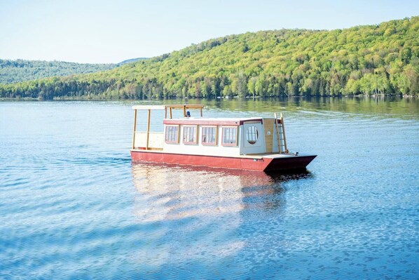 Floating Camp Roam out on the water