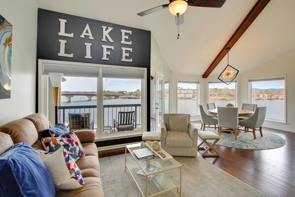 Hot Springs Vacation Rental | 2BR | 2BA | 1,648 Sq Ft | Step-Free Entry