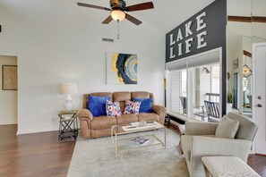 Living Room | 1st Floor | Free WiFi | Central A/C & Heating | Board Games