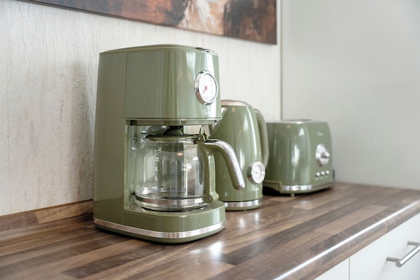 Kaffee und/oder Kaffeemaschine