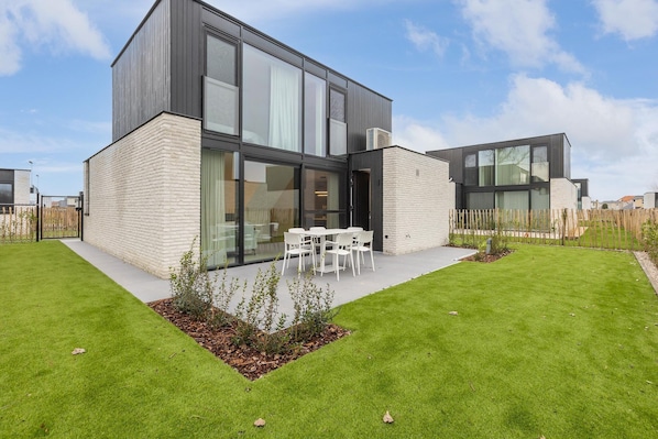 Holiday Home Exterior [summer]