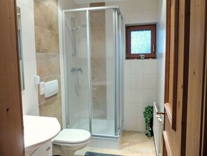 Plumbing Fixture, Flooring, Bathroom Sink, Floor, Interior Design, Bathroom, Wood, Sink, Room, Plumbing
