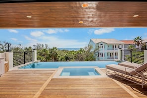 Private Pool and Spa