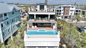 Siesta Beachfront Paradise by Siesta Key Luxury Rental