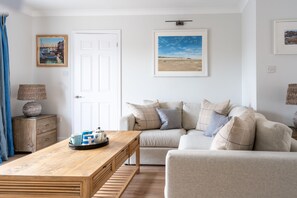Windy Ridge: Sitting room with SMART television and wood burning stove