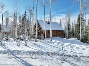 Exterior view of Jolley Cabin