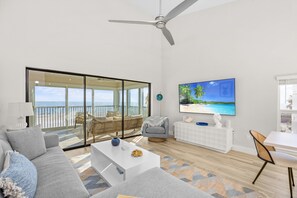 BlueGulf202LivingRoom