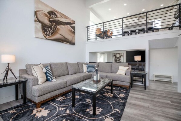 Wide living area