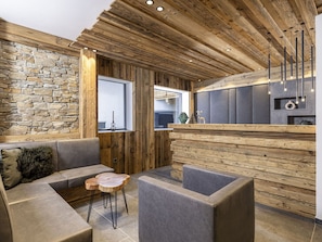 Eigentum, Tabelle, Gebäude, Couch, Holz, Fenster, Beleuchtung, Interior Design, Die Architektur, Flooring