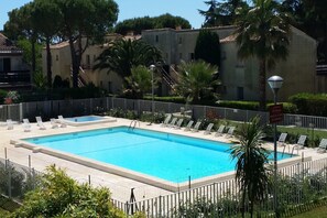 Holiday Home Swimming Pool