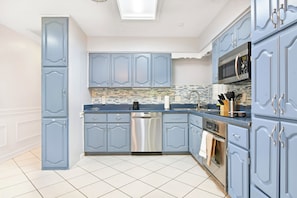Fully renovated kitchen