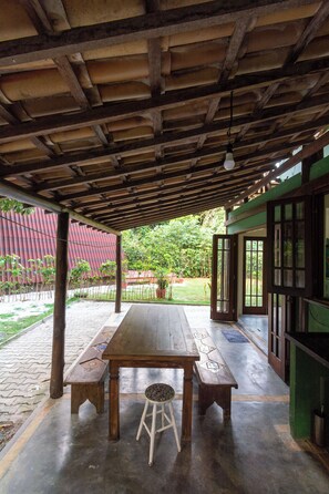 Outdoor dining